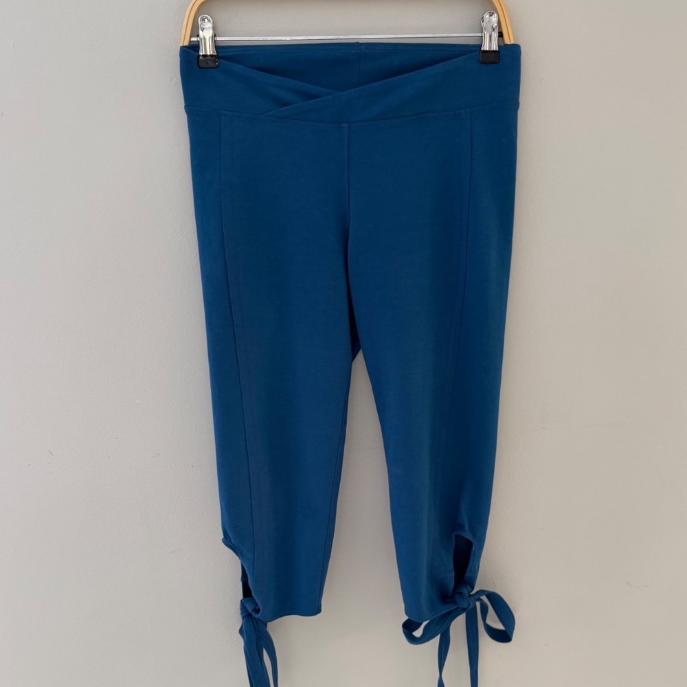 Free People FP Movement‎ Teal Crossover Waist Tie Cuff Cropped Leggings Medium